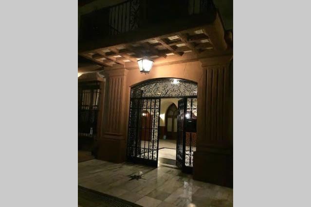 Sitio de Calahonda Mansion Alhamar - 2 Bedroom, Frontline Beach, Mountain Views, Full Size Pool, Tennis Courts, Close To Shops, On-Site Bar & Chiringuito المظهر الخارجي الصورة