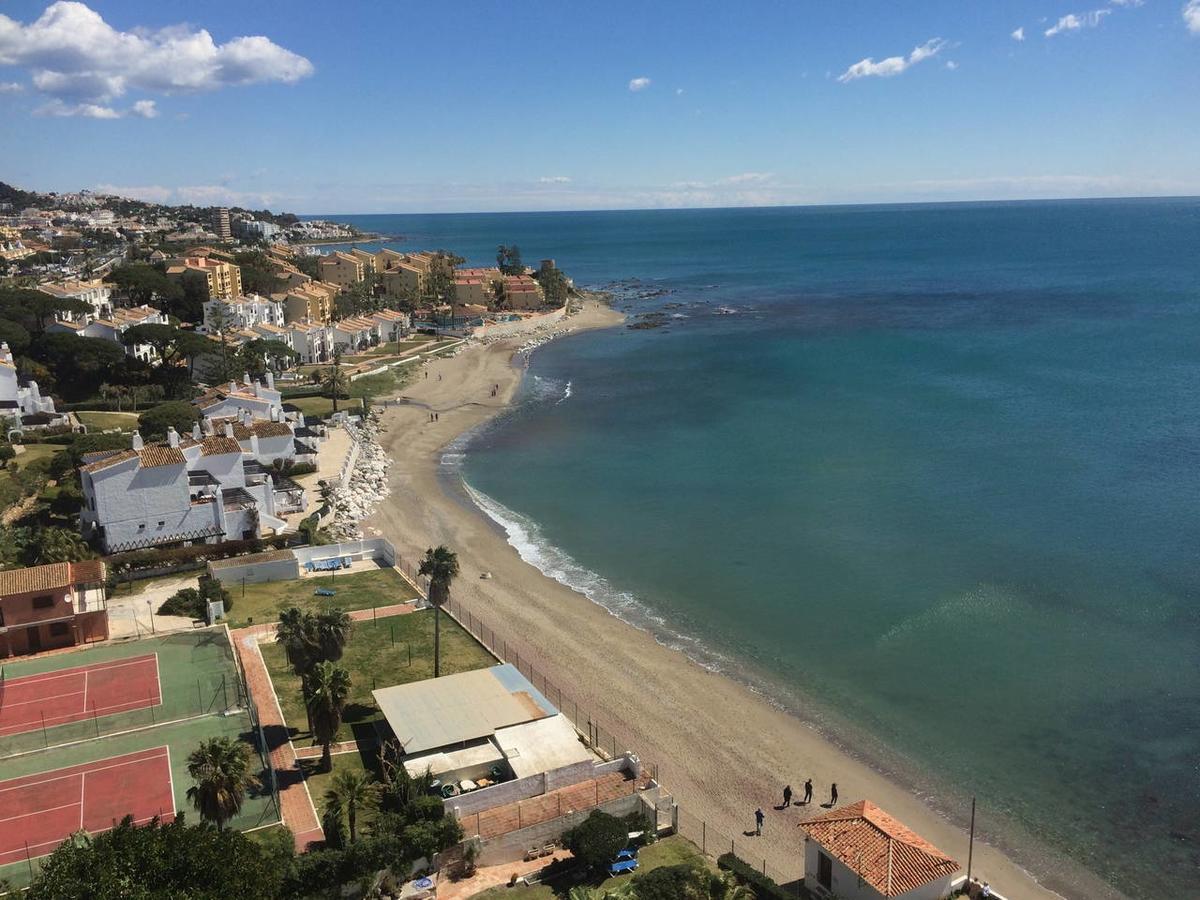 Sitio de Calahonda Mansion Alhamar - 2 Bedroom, Frontline Beach, Mountain Views, Full Size Pool, Tennis Courts, Close To Shops, On-Site Bar & Chiringuito المظهر الخارجي الصورة
