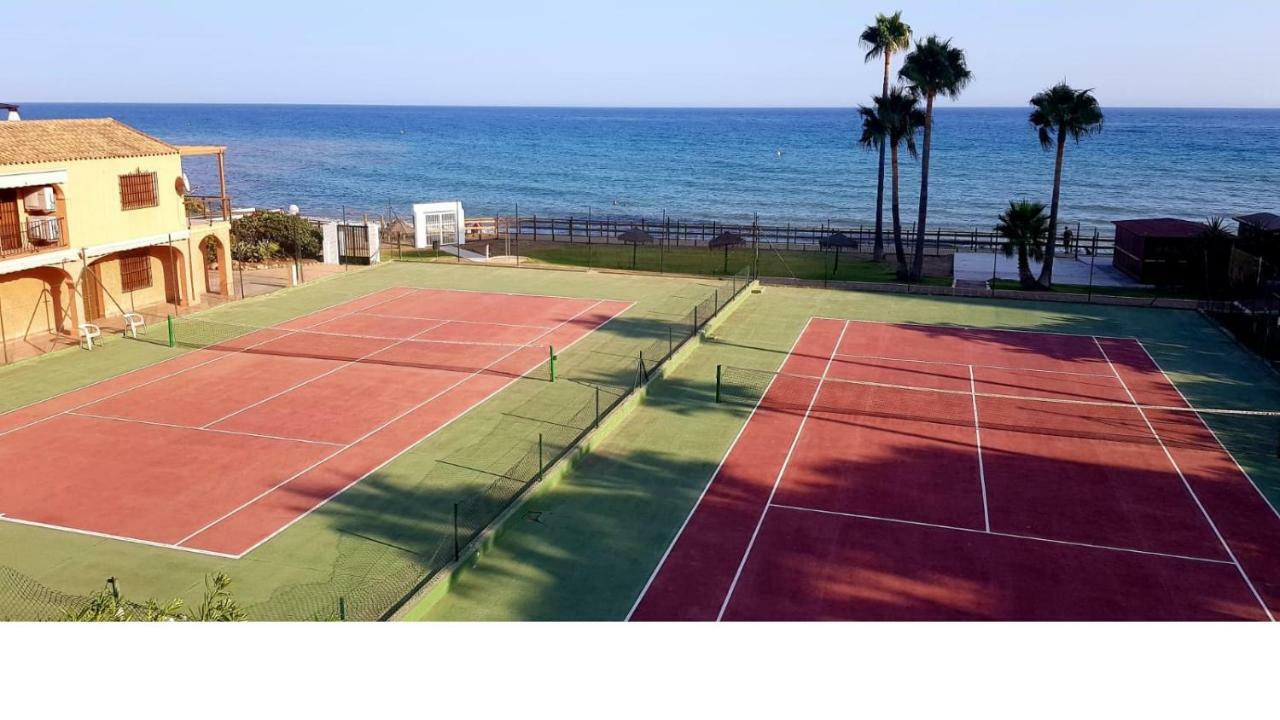 Sitio de Calahonda Mansion Alhamar - 2 Bedroom, Frontline Beach, Mountain Views, Full Size Pool, Tennis Courts, Close To Shops, On-Site Bar & Chiringuito المظهر الخارجي الصورة